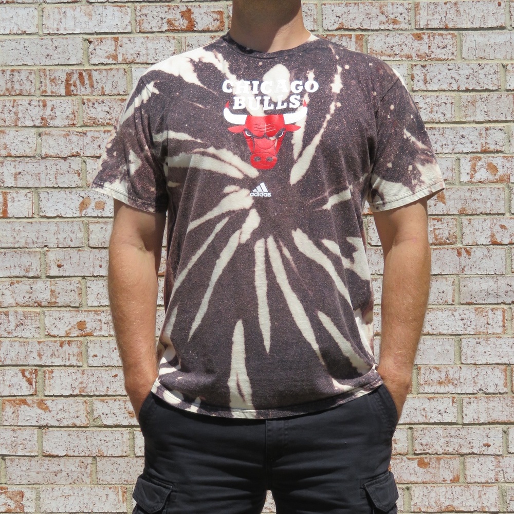 Chicago Bulls Adidas Spiral Bleach Tee XL